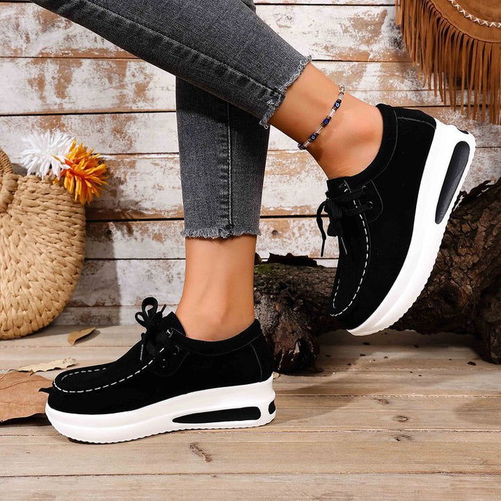 Damen Keil-Sneaker im Mokassin-Stil mit dämpfender Luftkissen-Plateausohle Echo Archiv