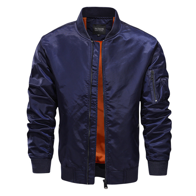 Herren Leichter Nylon‑Bomber mit kontrastierendem Futter und Ärmeltasche Echo Archiv