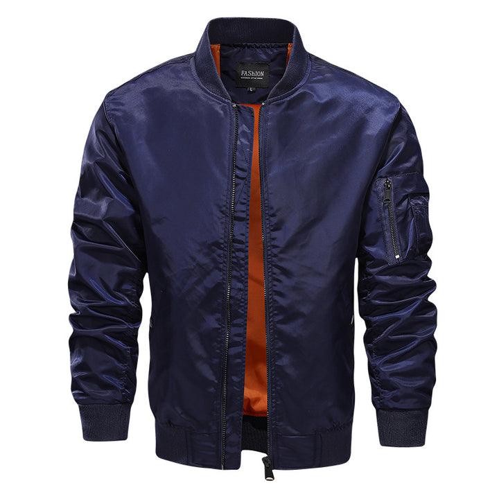 Herren Leichter Nylon‑Bomber mit kontrastierendem Futter und Ärmeltasche Echo Archiv