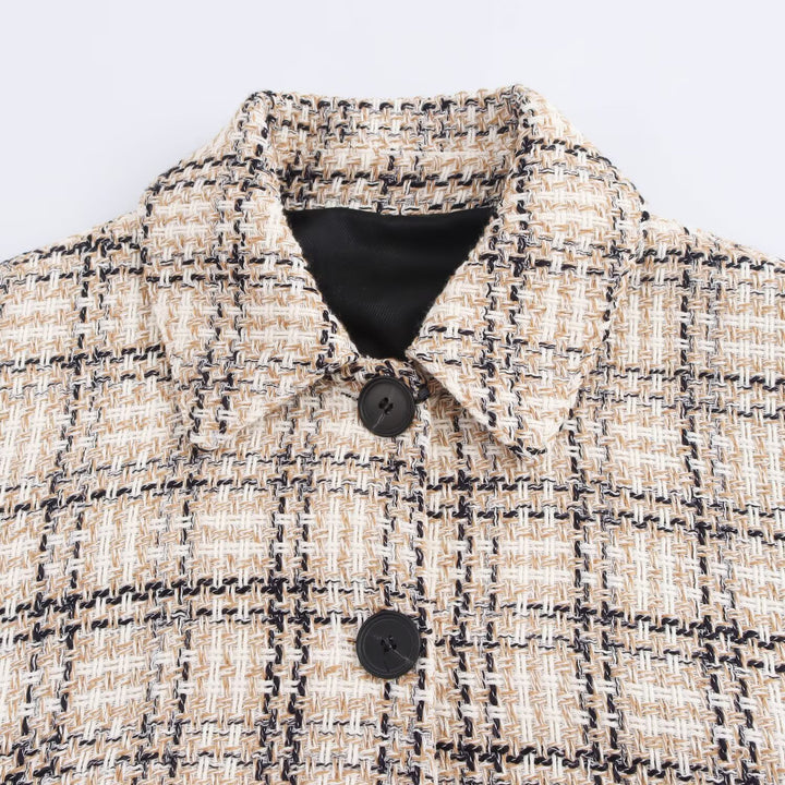 Damen Cropped Bouclé‑Übergangsjacke mit kastigem Boxy‑Schnitt, Hemdkragen und dekorativen Knöpfen Echoarchiv