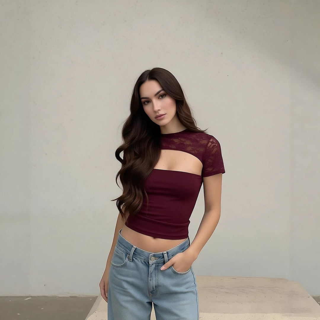 Damen Cropped Top mit Spitzenmuster und figurbetontem Schnitt Echo Archiv