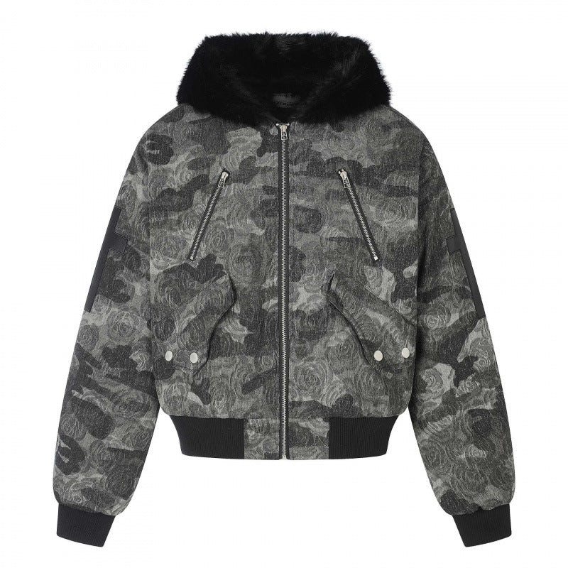 Damen Boxy-Bomberjacke mit weichem Kunstpelzkragen und floraler Camouflage-Struktur Echo Archiv