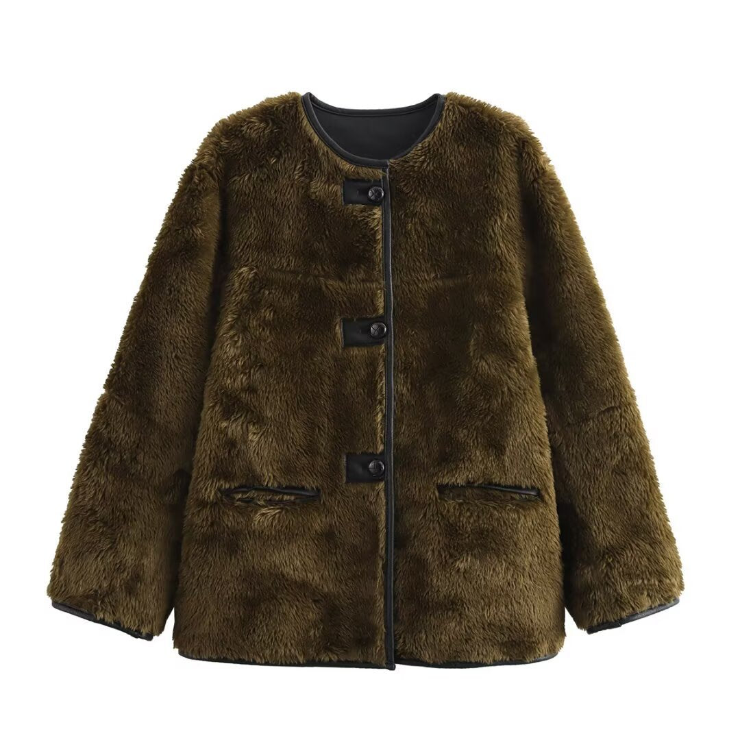 Damen Boxy-Teddyjacke im Faux-Shearling mit Rundhals, Knopfverschluss und Lederpaspeln Echoarchiv