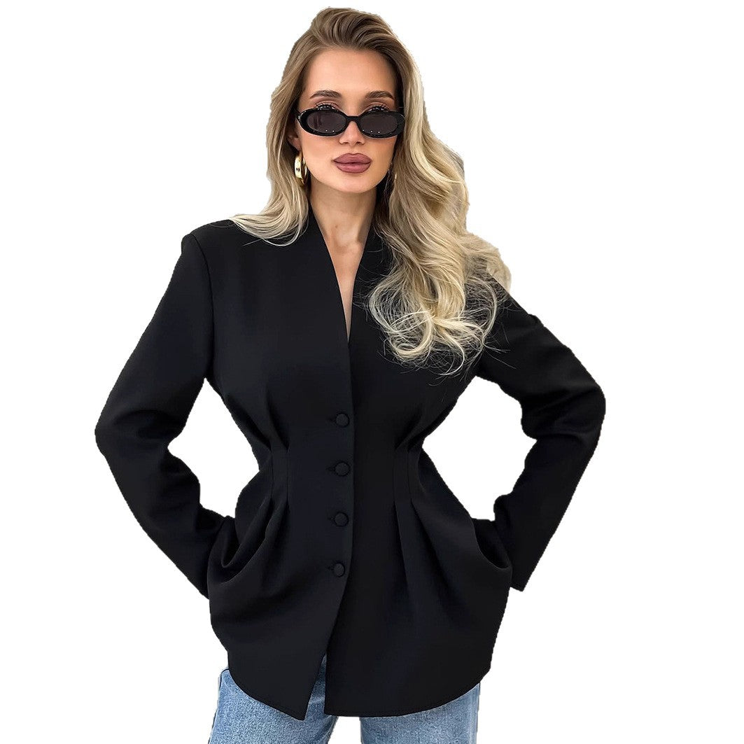 Damen nan figurbetonter Blazer mit Wiener Nähten, bezogenen Knöpfen und taillierter Falten-Silhouette Echo Archiv