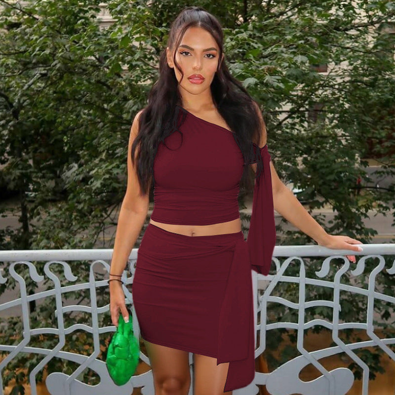Damen One-Shoulder Mini-Kleid mit Raffung und elegantem Detail Echo Archiv