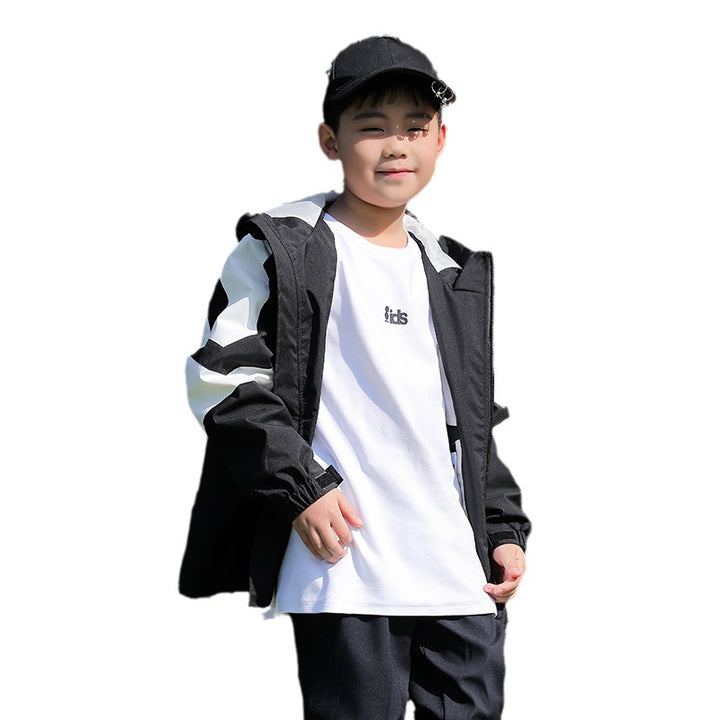 Herren Sportliche Softshell-Outdoorjacke mit Kapuze, Colorblock-Ärmel und wasserabweisender Membran Echoarchiv