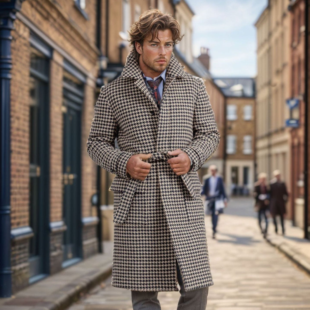 Herren eleganter Karomantel mit strukturiertem Design und praktischen Taschen Echoarchiv