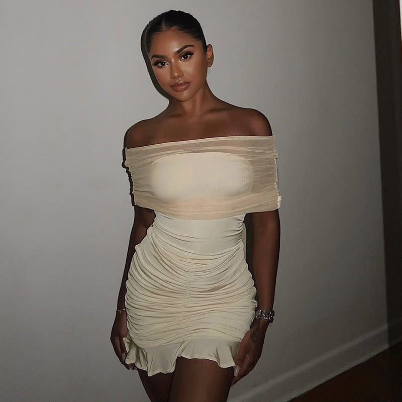 Damen figurbetontes Minikleid mit voluminösen Puffärmeln und Rüschensaum Echo Archiv