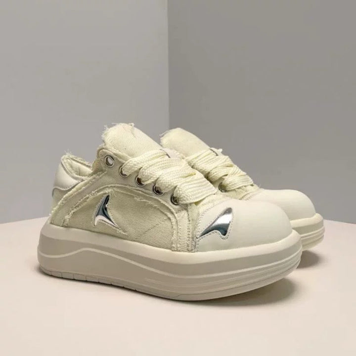 Damen Hochwertige Sneaker mit innovativer Schnürdetails und bequemer Dämpfung Echo Archiv