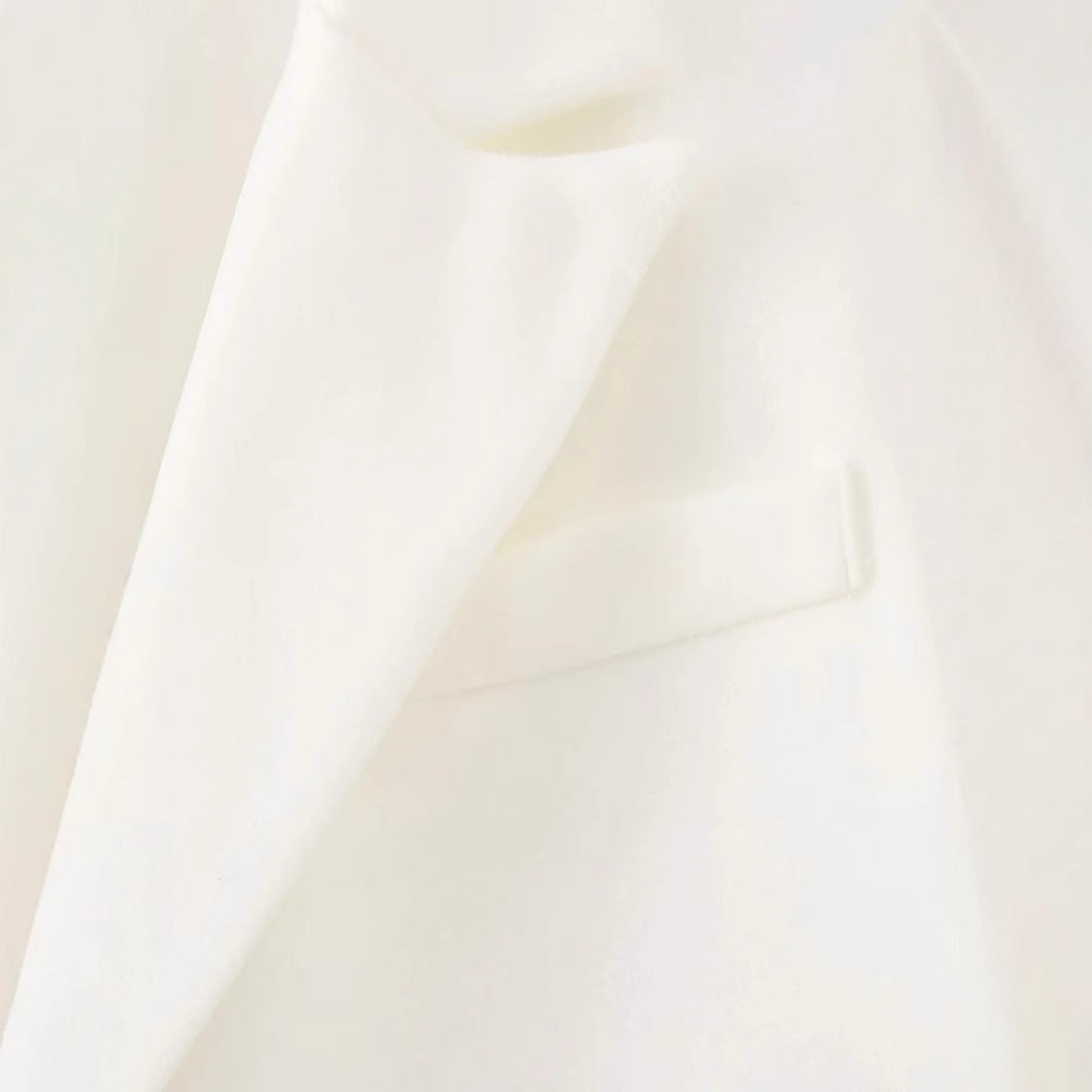 Damen langer Fransen‑Mantelblazer mit Plissee‑Saum, Reverskragen und Pattentaschen – Célinea