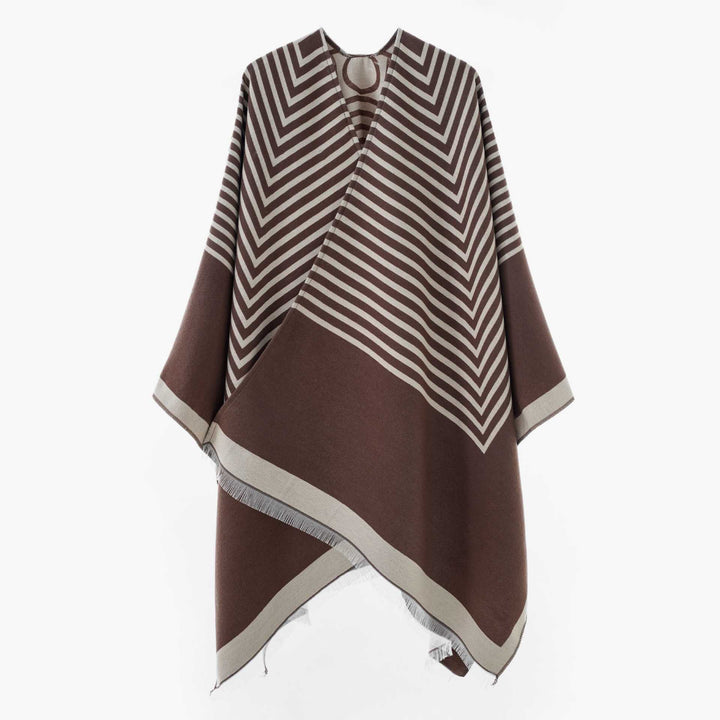 Damen Chevron‑Jacquard Capeponcho mit weitem Fall und Fransen – Avérine