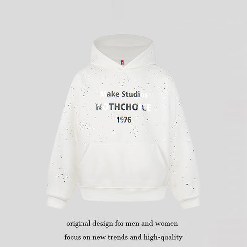 Damen Kapuzenpullover mit Statement-Print Metallic-Lettering und Paint-Splatter-Optik Echoarchiv