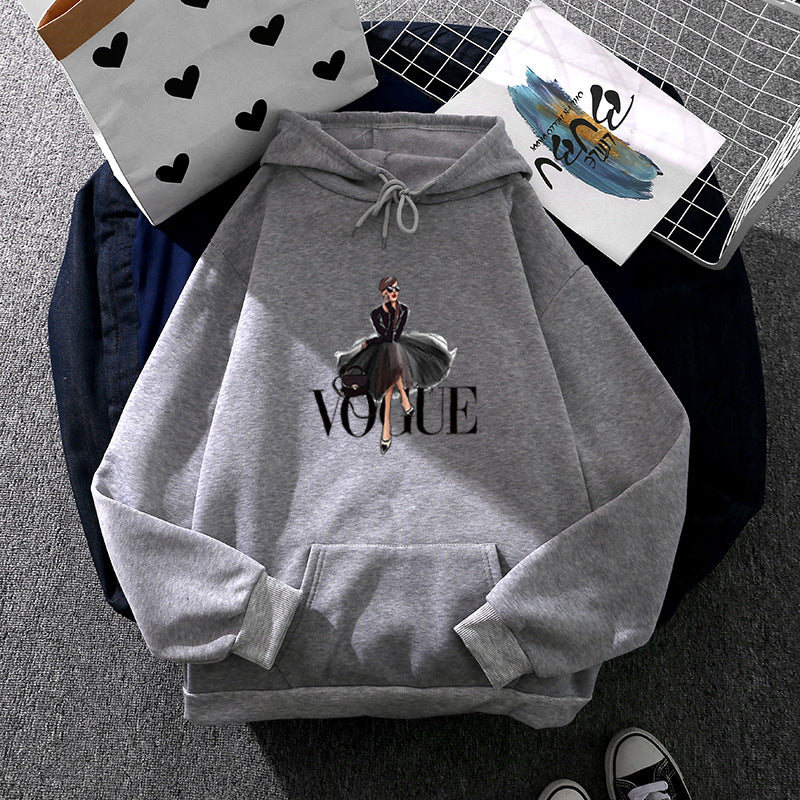 Damen modischer Kapuzenpullover mit Fashion-Illustration, geräumiger Eingrifftasche und kuscheligem Fleece – Auréline