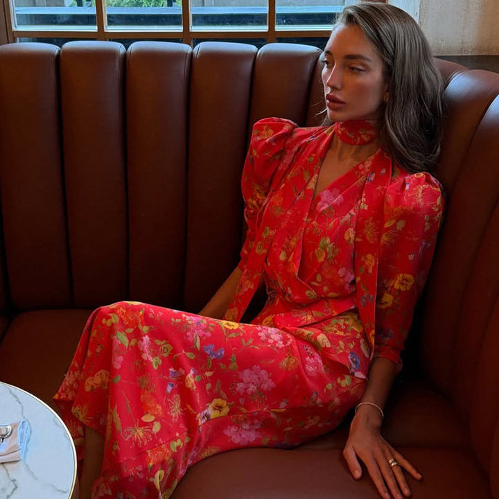 Damen Wickel-Maxikleid mit floralem Print, Puffärmeln und Schalkragen Echoarchiv