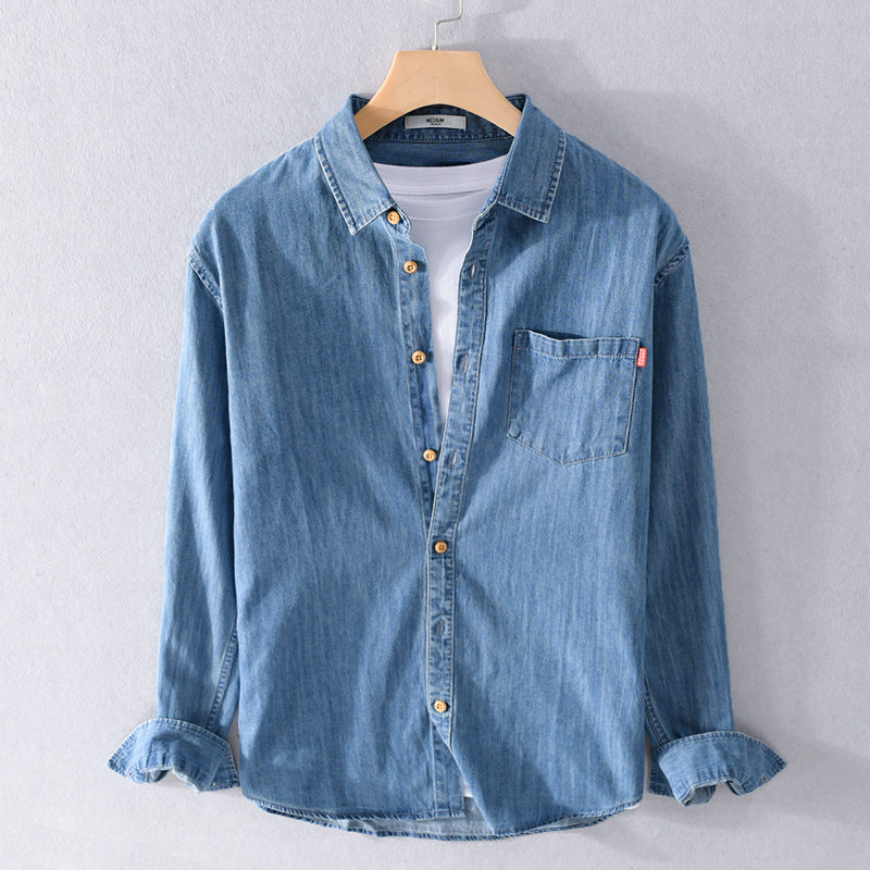 Herren Leichtes Denim-Hemd im Relaxed‑Fit mit Brusttasche und Holzknopfleiste Echoarchiv