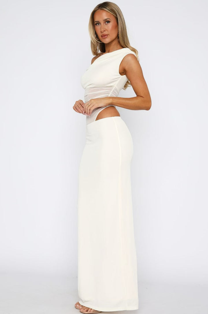 Damen Elegantes Maxikleid mit asymmetrischem Schnitt und transparenten Einsätzen Echo Archiv