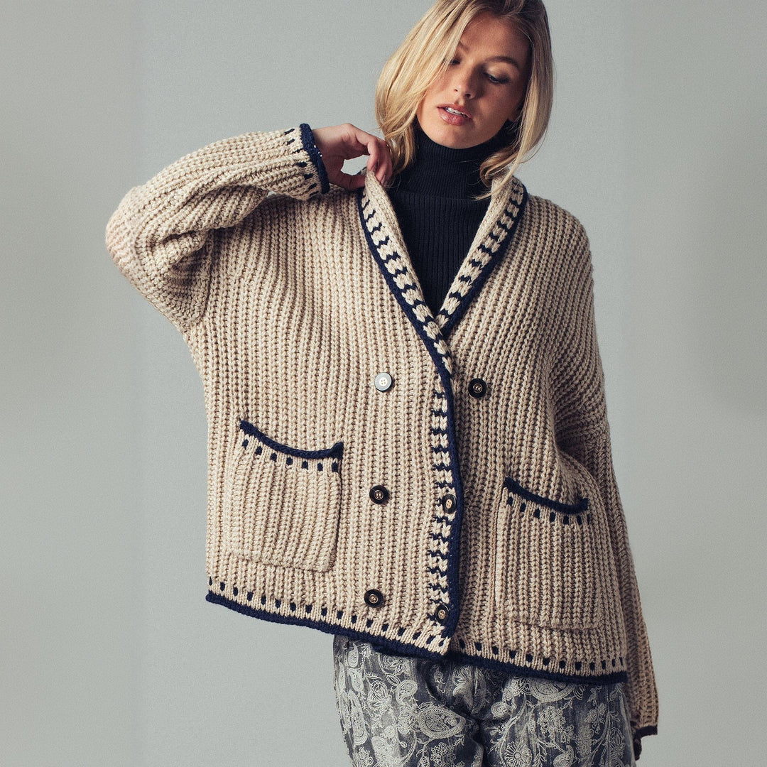 Damen Grobstrick-Cardigan mit Schalkragen, Zierstreifen & aufgesetzten Taschen – Veloura