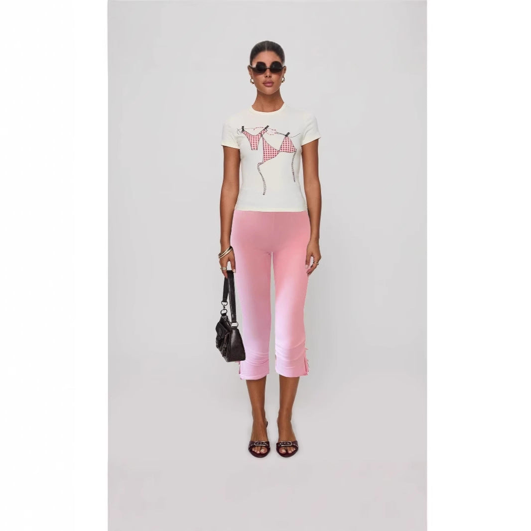 Damen T-Shirt mit kreativem Druck und figurbetontem Schnitt Echo Archiv
