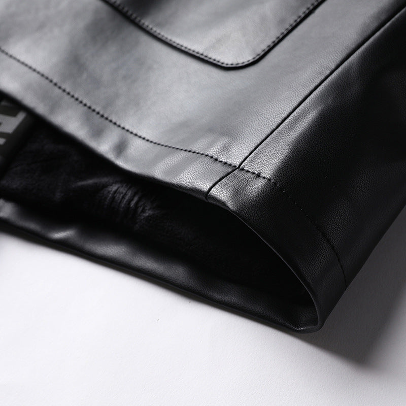 Herren Lederimitat-Cardiganjacke mit KnEcho Archivelverschlüssen und kontrastierendem Schalkragen Echo Archiv
