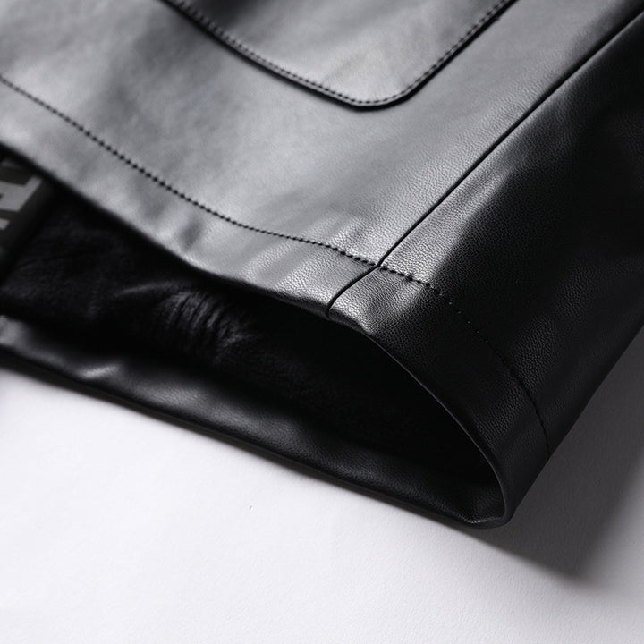 Herren Lederimitat-Cardiganjacke mit KnEcho Archivelverschlüssen und kontrastierendem Schalkragen Echo Archiv