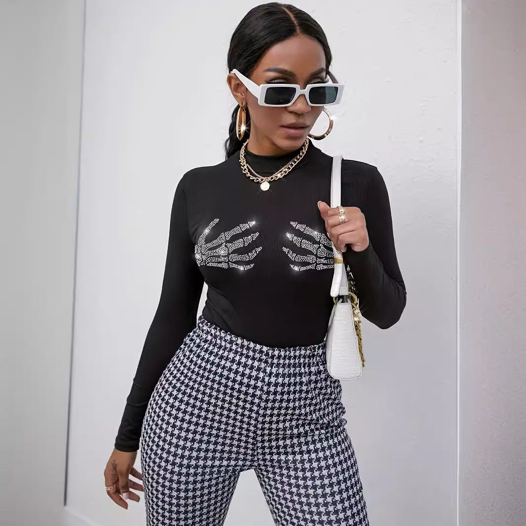 Damen nan figurbetontes transparentes Netz-Langarmshirt mit hohem Kragen und Strass-Skelettmotiv Echo Archiv
