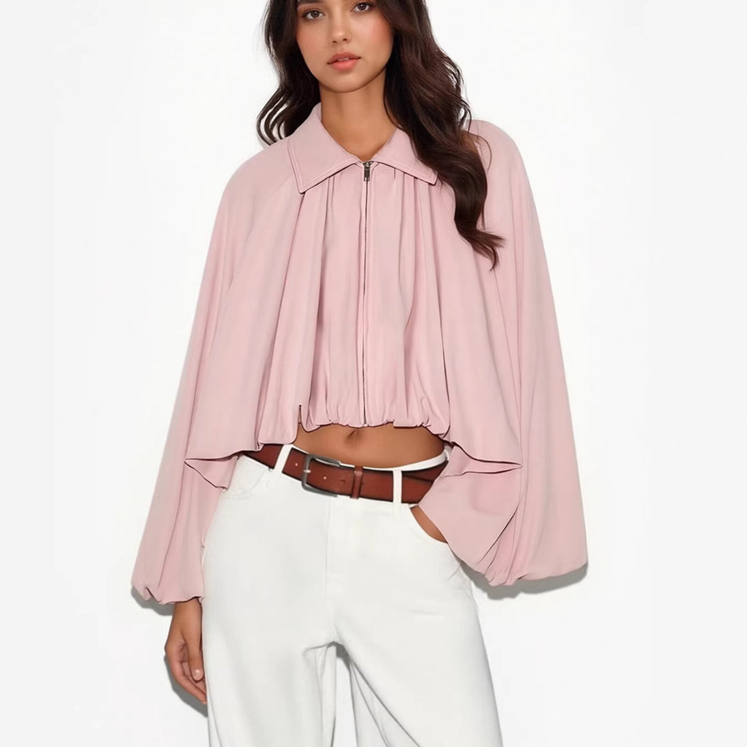 Damen Kurze Cape-Jacke mit voluminösen Ballonärmeln, Stehkragen und Reißverschluss Echo Archiv