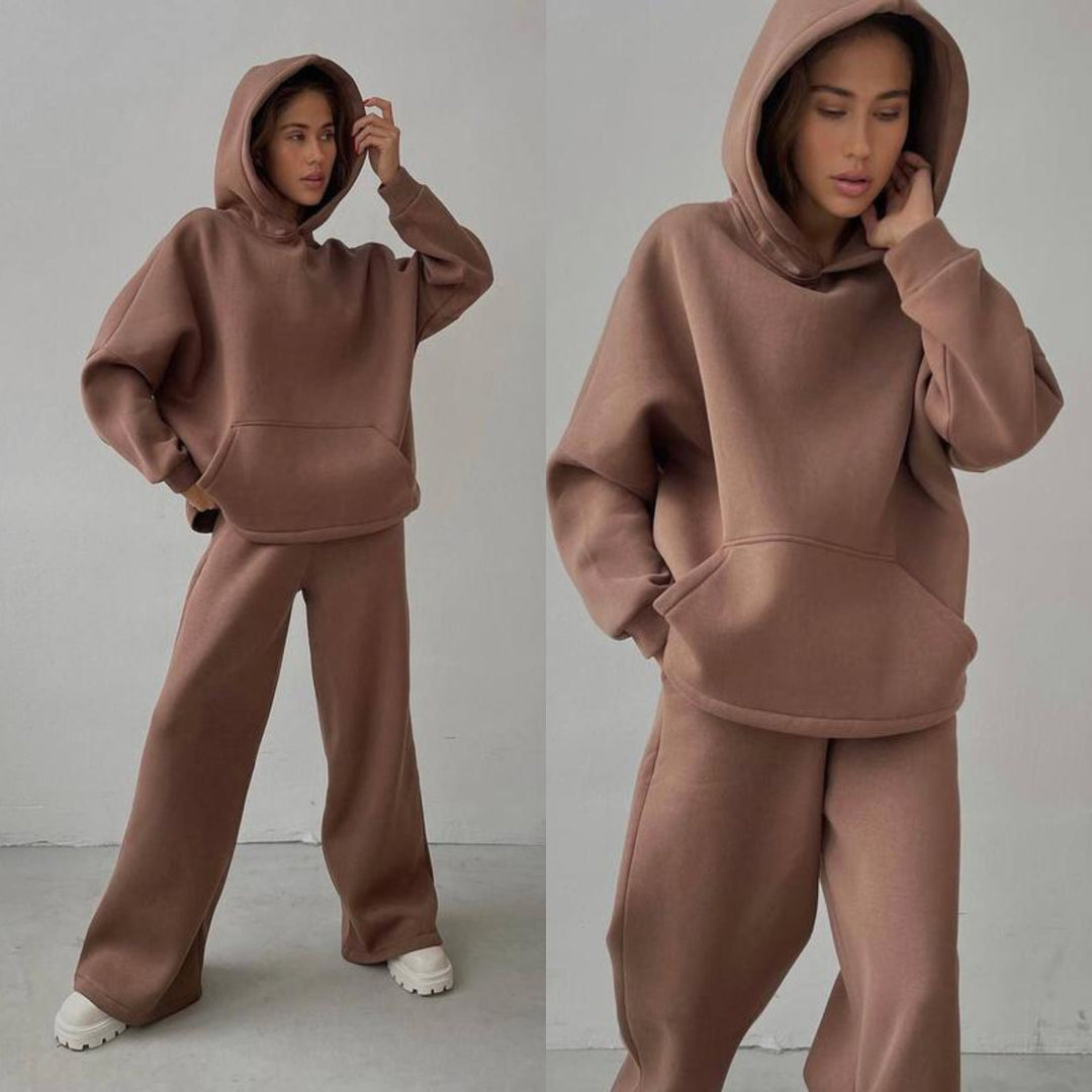 Damen nan Cozy-Komplettset mit extraweichem Oversize-Hoodie, Kängurutasche und High-Waist Palazzo-Sweathose Echo Archiv