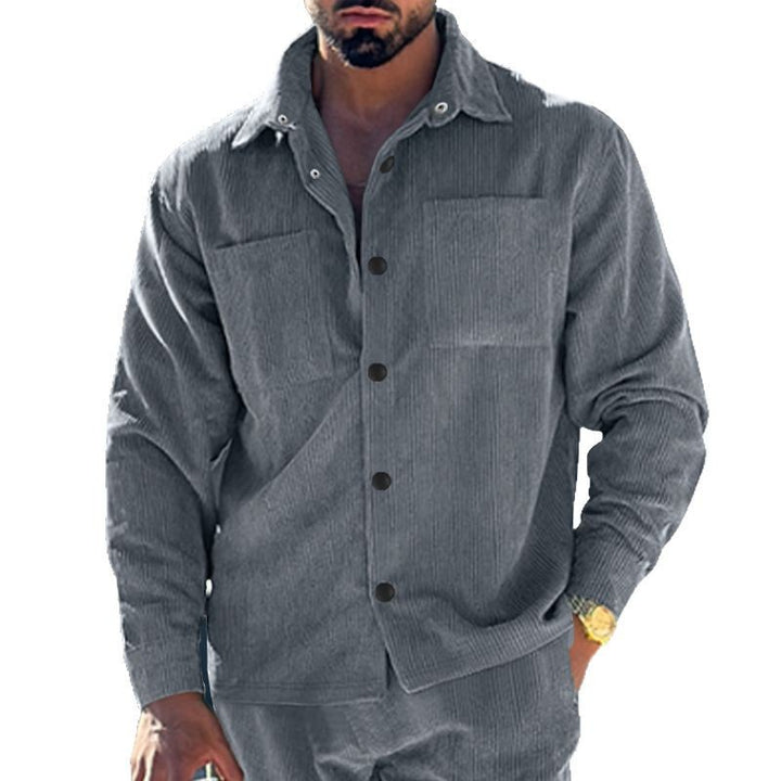 Herren modische Cordjacke mit praktischen Taschen und klassischem Schnitt Echoarchiv
