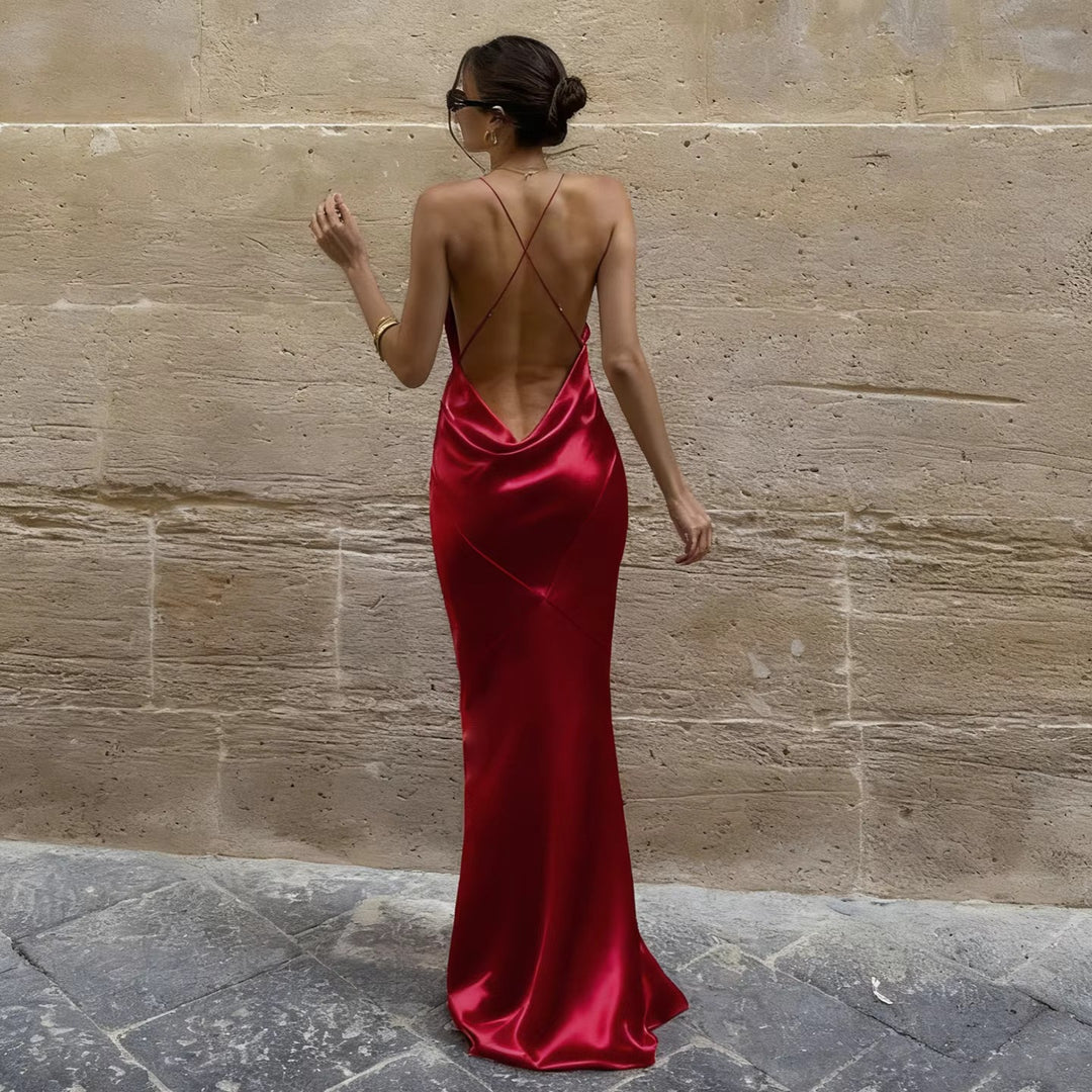 Damen Maxikleid mit tiefem V-Ausschnitt und gekreuzten Spaghettiträgern Echo Archiv