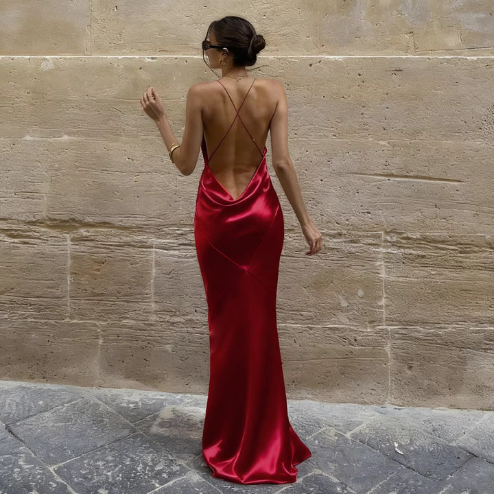 Damen Maxikleid mit tiefem V-Ausschnitt und gekreuzten Spaghettiträgern Echo Archiv