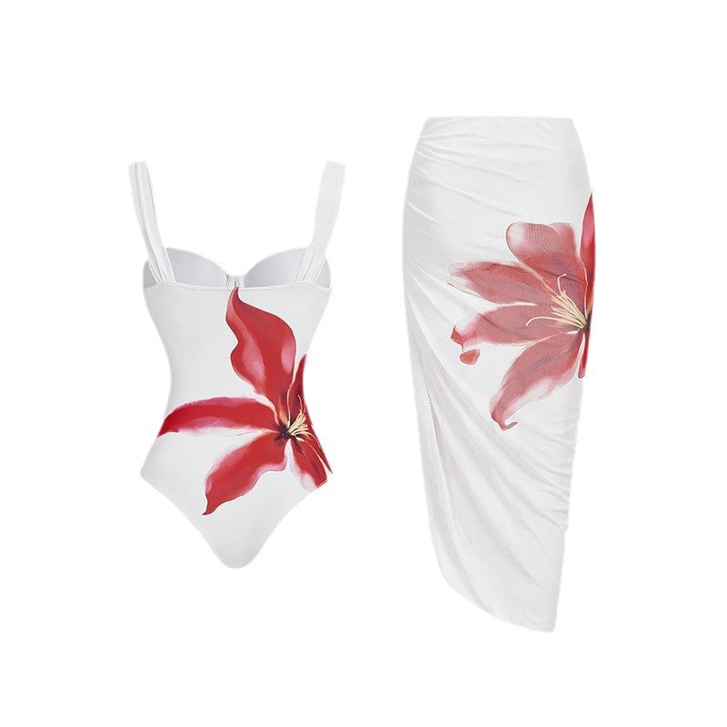 Damen Eleganter Wickel-Badeanzug mit floralem Design Echo Archiv