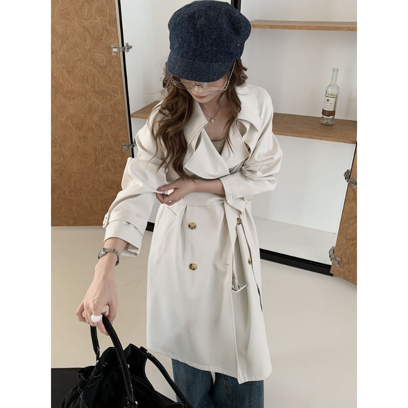 Damen Kastenförmiger Midilanger Trenchcoat mit weichem Fall und verstellbaren Manschetten Echoarchiv