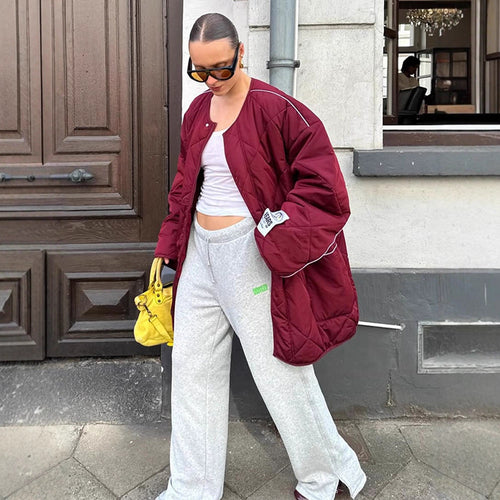 Damen Oversize-Steppjacke mit Diamantstepp, kontrastierender Paspel und Druckknopfverschluss Echoarchiv