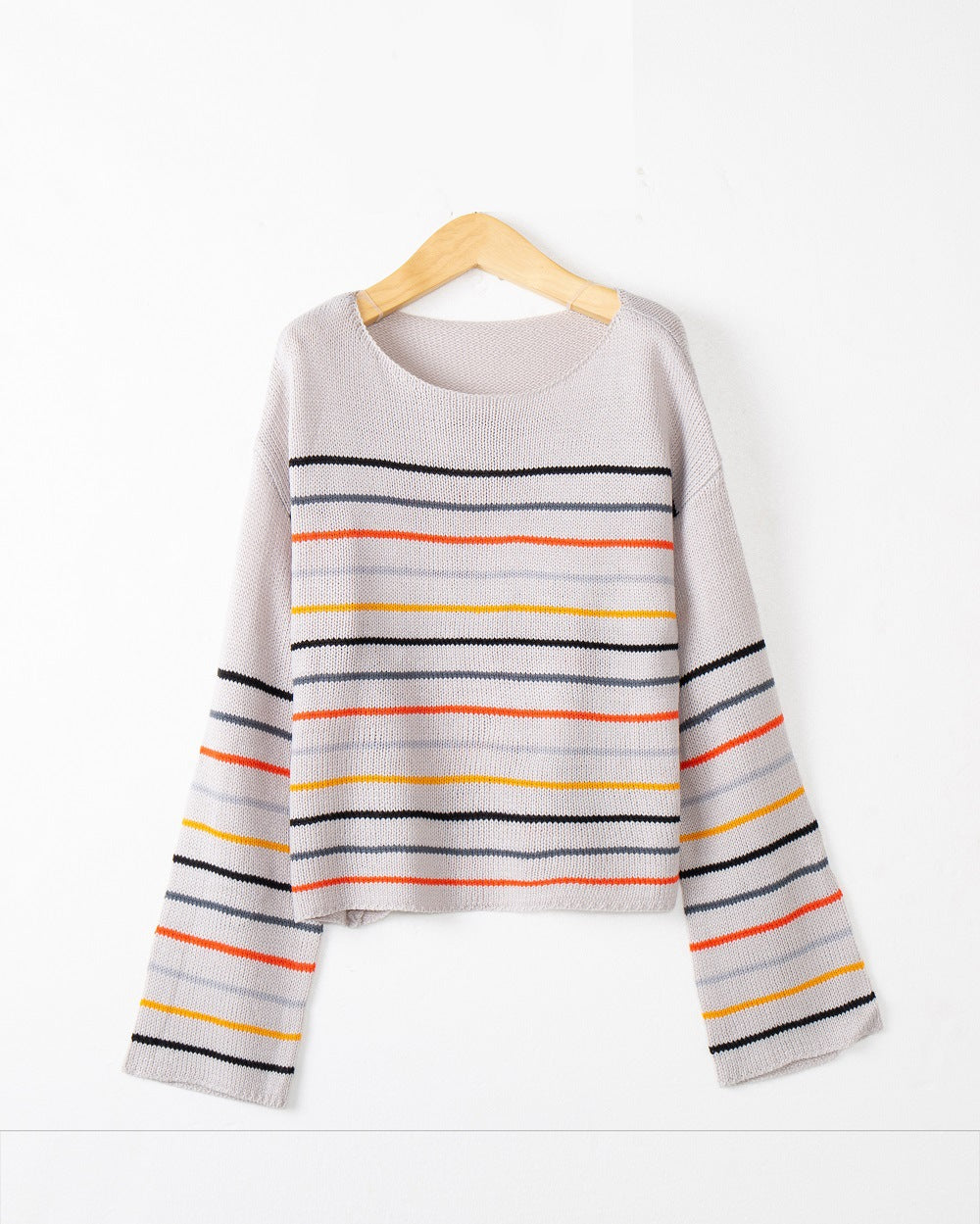 Damen Kurzgeschnittener Feinstrick-Pullover mit Rundhalsausschnitt, mehrfarbigen Horizontalstreifen und überschnittenen Schultern Echo Archiv