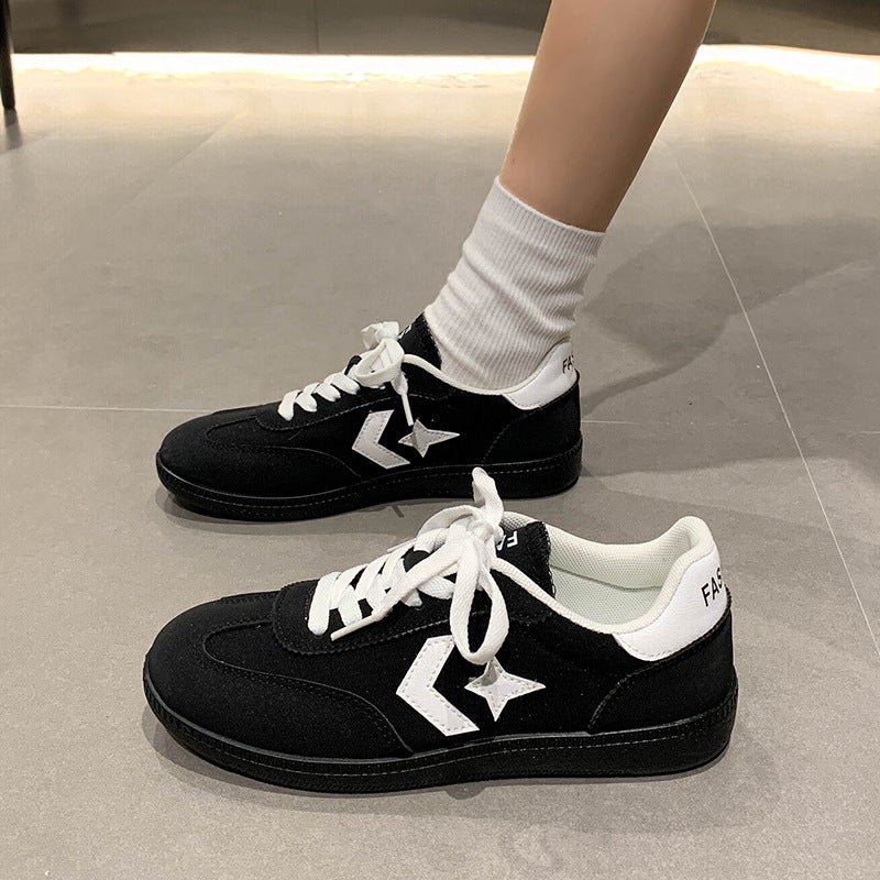 Damen nan leichte Retro-Sneaker mit gepolstertem Komfortfußbett, flexibler Gummisohle und reflektierenden Details Echo Archiv
