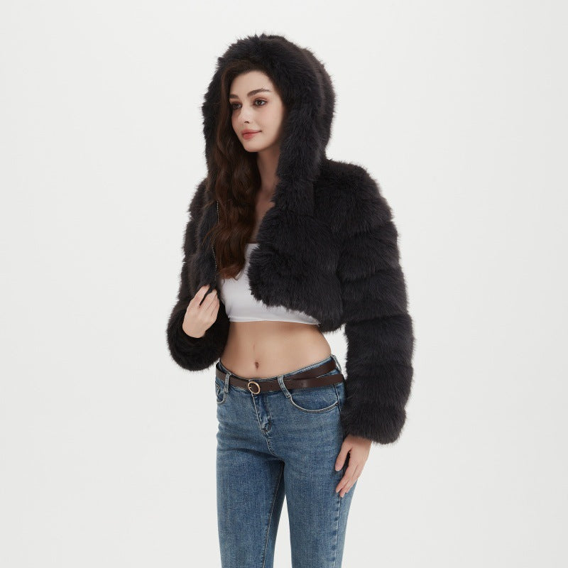 Damen Cropped Kunstpelzjacke mit horizontaler Panelstruktur und Reißverschluss Echo Archiv