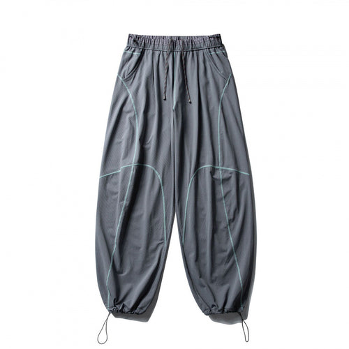 Unisex Locker geschnittene Tech-Jogginghose mit elastischem Bund, markanten Flatlock-Nähten und Kordelzug Echo Archiv