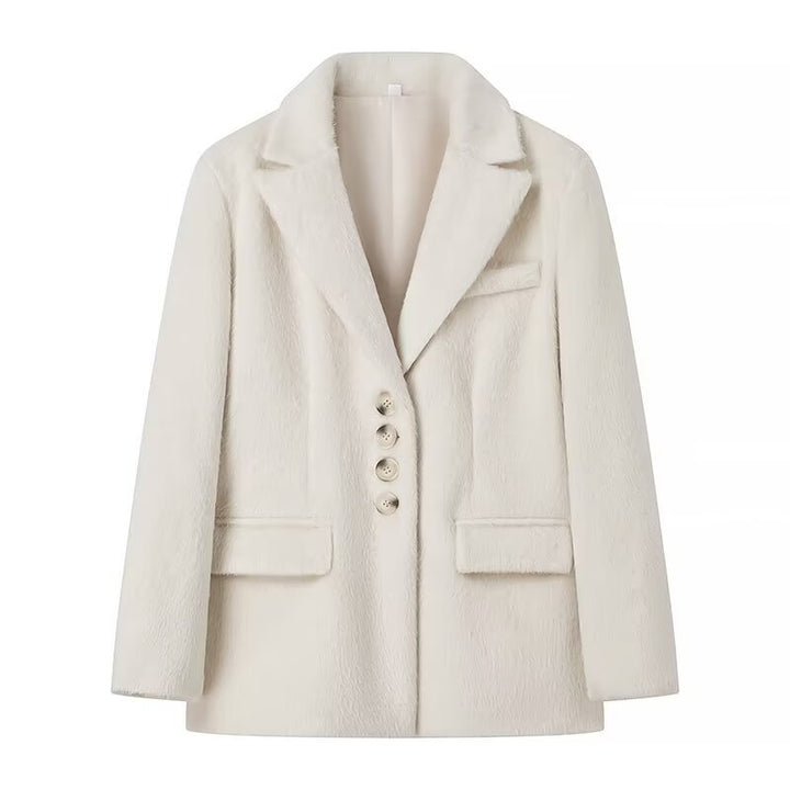 Damen taillierter Kurzmantel-Blazer in Teddyoptik mit Reverskragen und Pattentaschen – Montévia