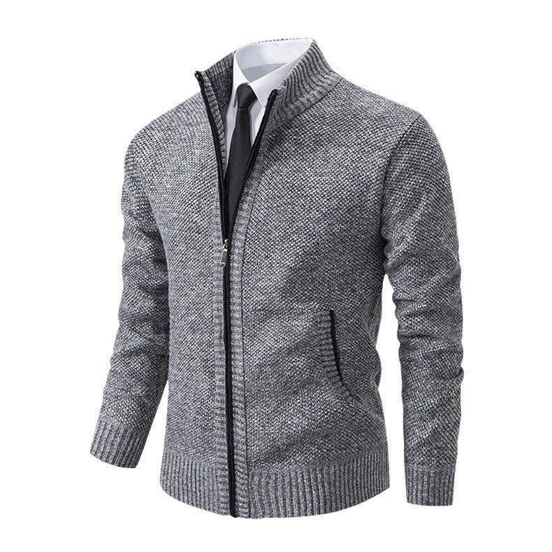 Herren Strickjacke mit hohem Kragen und elegantem Reißverschluss Echoarchiv