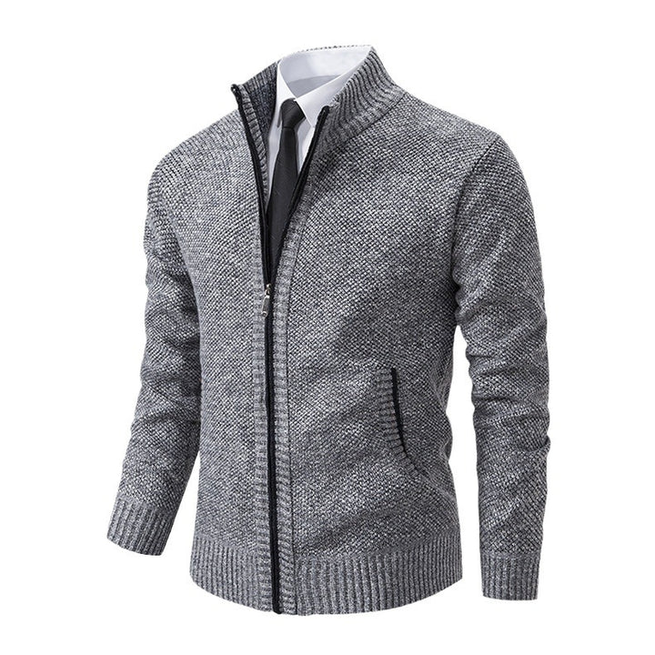 Herren Strickjacke mit hohem Kragen und elegantem Reißverschluss Echoarchiv