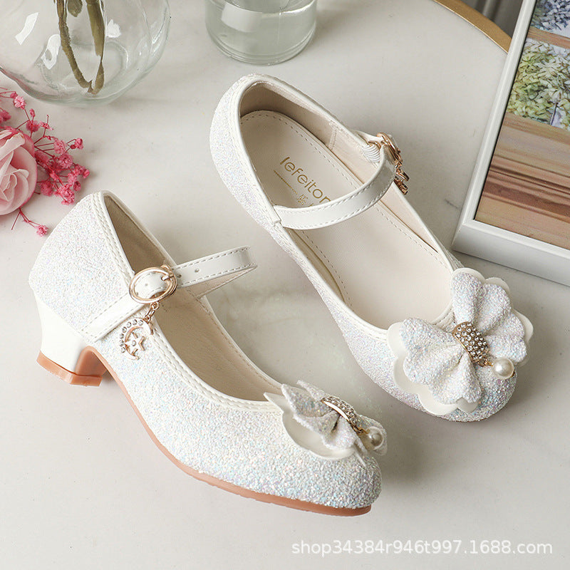Mädchen Glitzernde Ballerinas mit Schleifenapplikation Echo Archiv