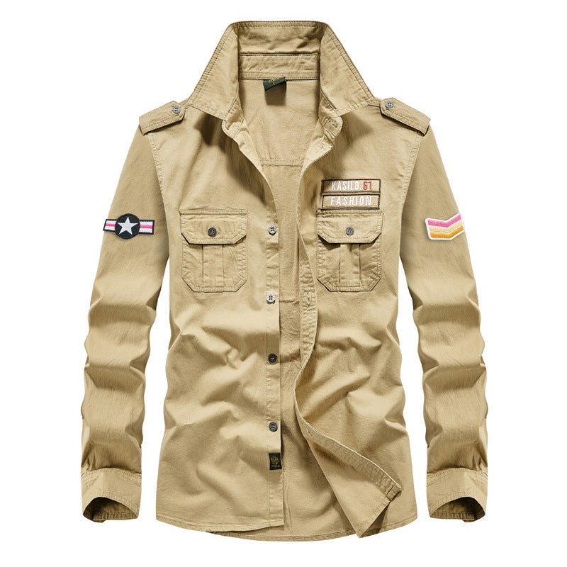 Herren nan militärisches Langarm-Utility-Hemd mit aufgesetzten Brusttaschen, Schulterklappen und dekorativen Stickpatches Echo Archiv