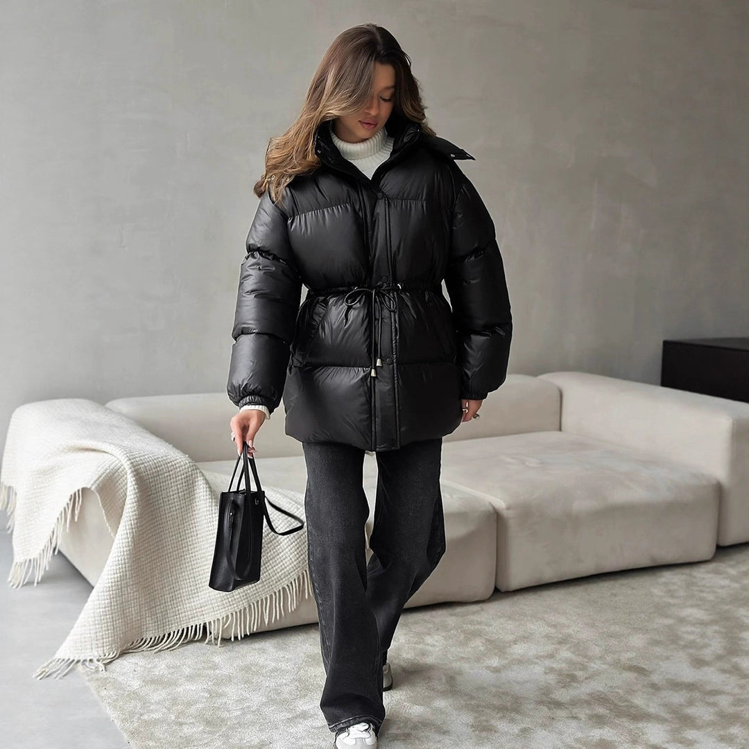 Damen gesteppte Steppjacke mit Taillenzug und Kapuze Echoarchiv