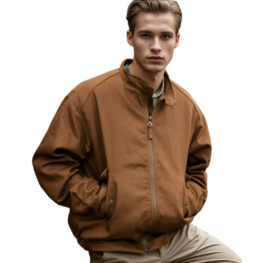 Herren funktionale Outdoor-Jacke mit verstellbarem Kapuzenkragen und praktischen Reißverschlusstaschen Echoarchiv