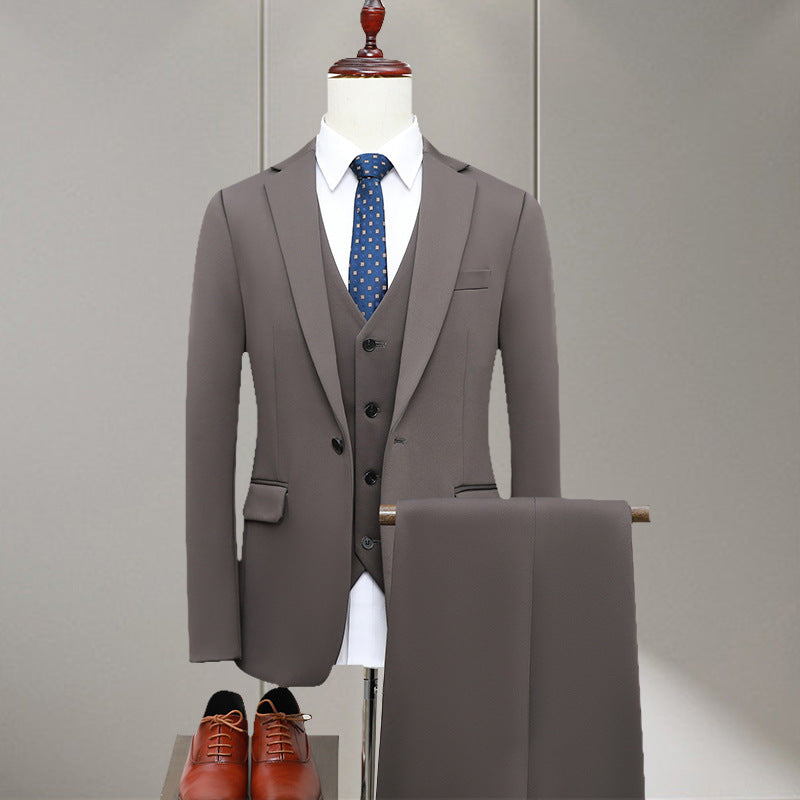 Herren Slim-Fit Dreiteiliger Business-Anzug mit Weste und schlanker Anzughose Echo Archiv
