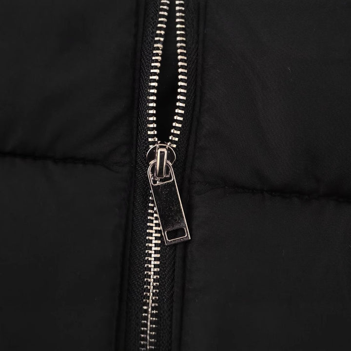 Damen Kurze gesteppte Jacke mit Stehkragen, Reißverschluss und elastischen Bündchen Echo Archiv