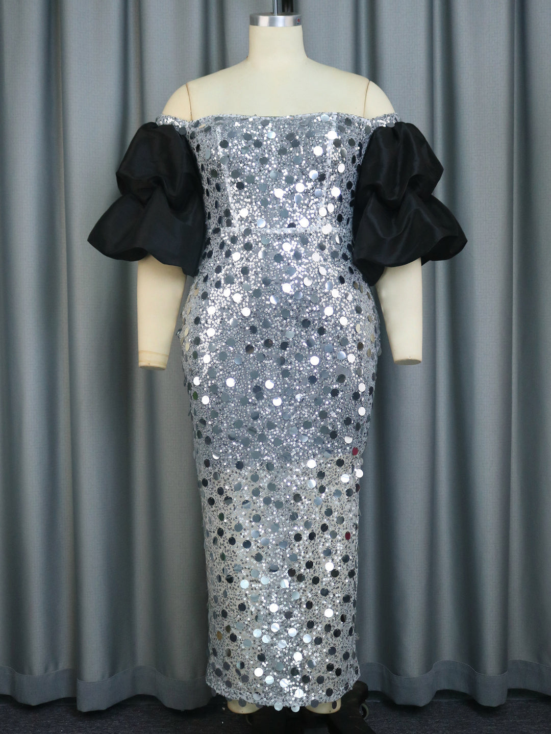 Damen Glitzerndes Abendkleid mit voluminösen Puffärmeln Echo Archiv