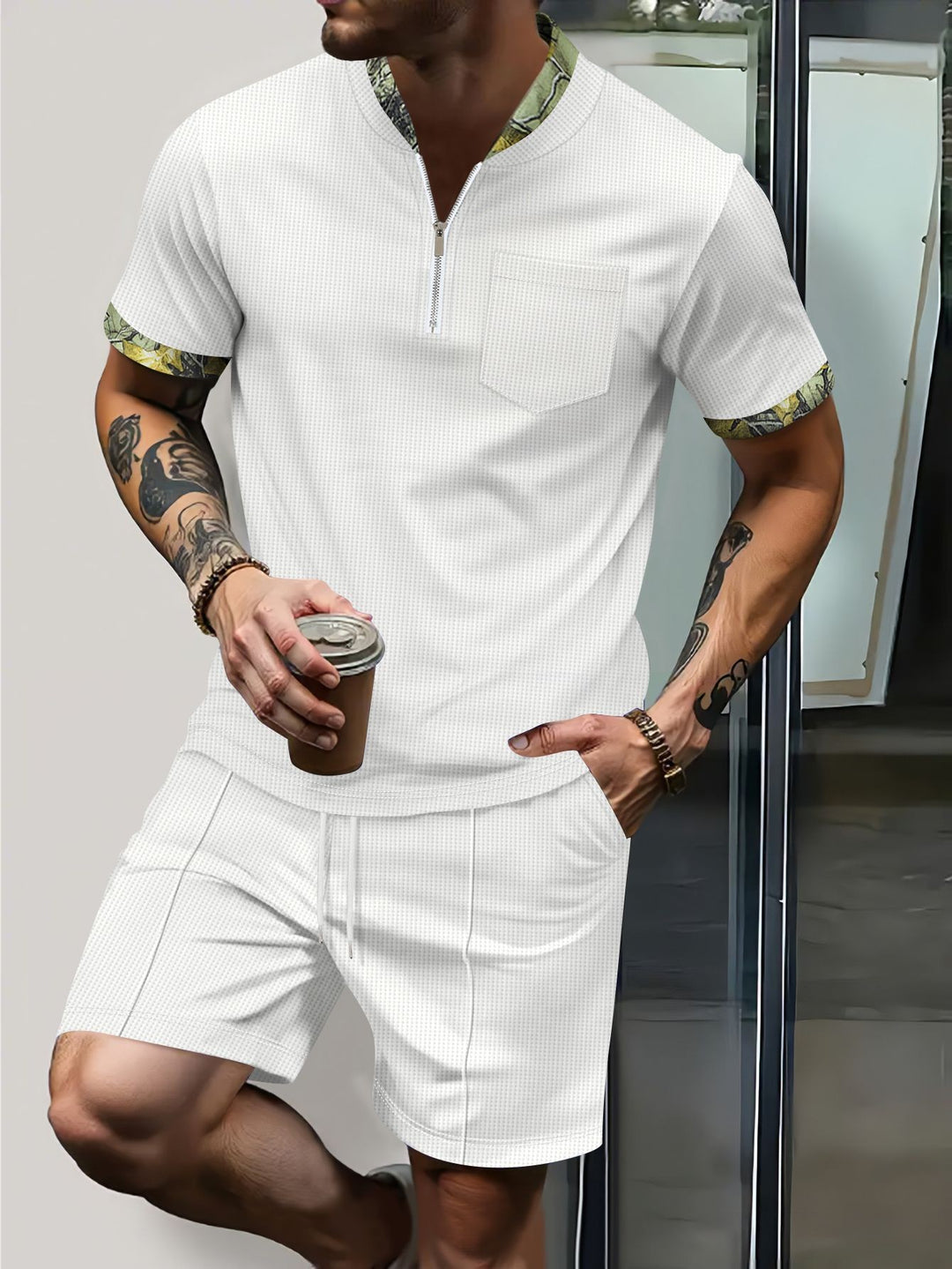 Herren Sportliches Kurzarm-Set mit Schulterdetails Echoarchiv