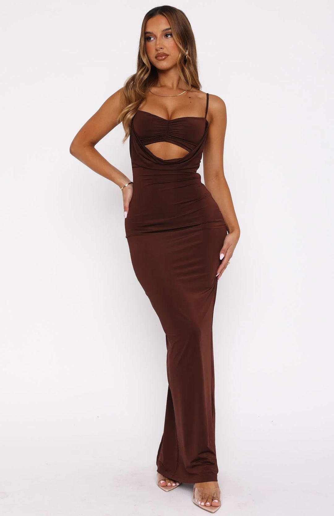 Damen Edles Maxikleid mit figurformendem Schnitt und raffiniertem Cut-Out Echo Archiv