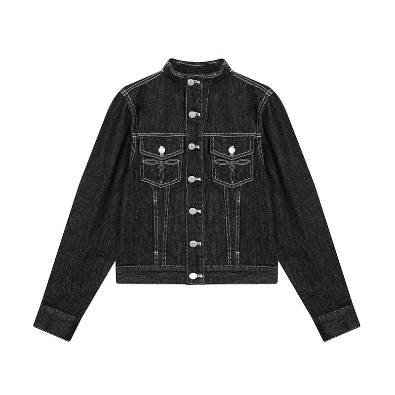Damen Taillierte Jeansjacke mit Stehkragen, Ziernähten und Metallknopfverschluss Echoarchiv